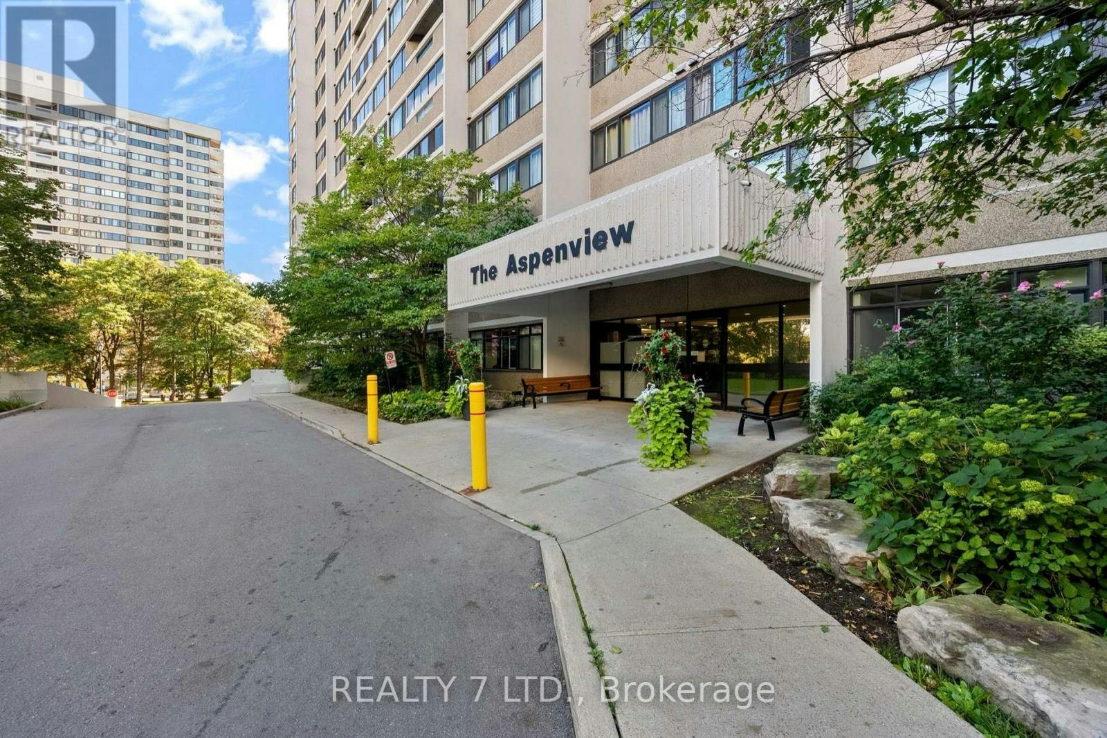 1507-50 Elm Drive E, Mississauga, ON, L5A 3X2 - 3
