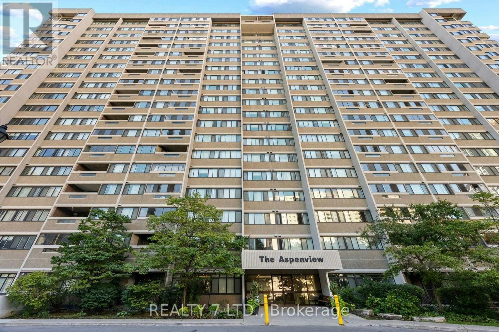 1507-50 Elm Drive E, Mississauga, ON, L5A 3X2