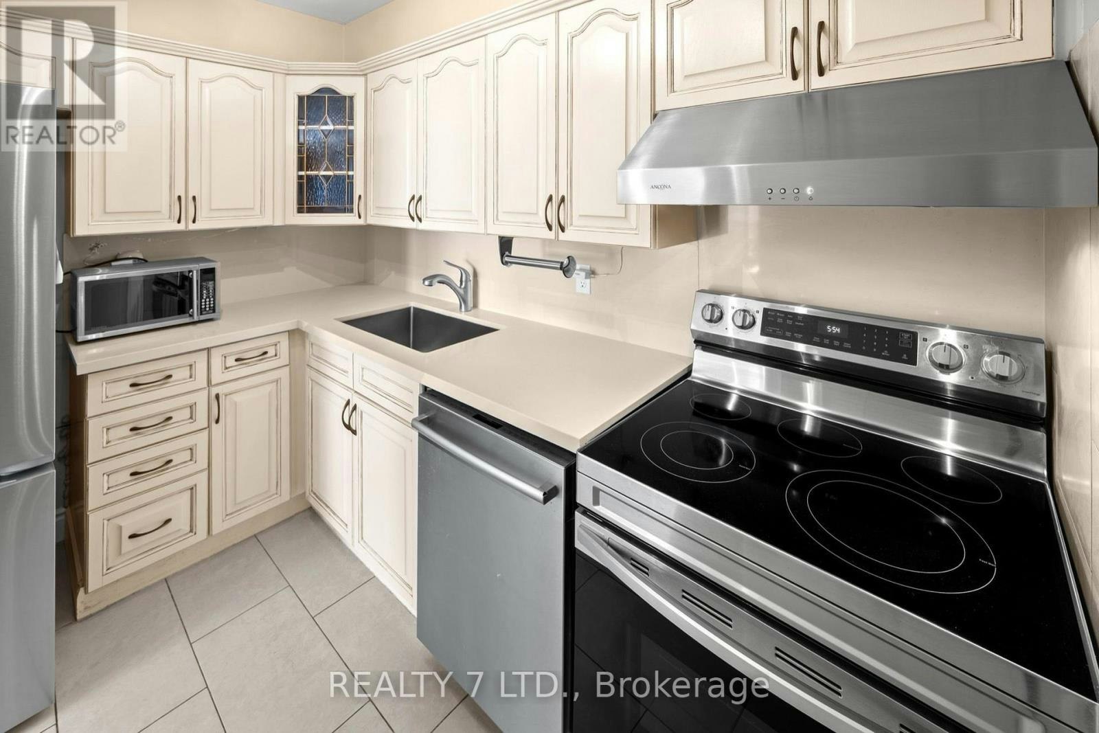 1507-50 Elm Drive E, Mississauga, ON, L5A 3X2 - 14