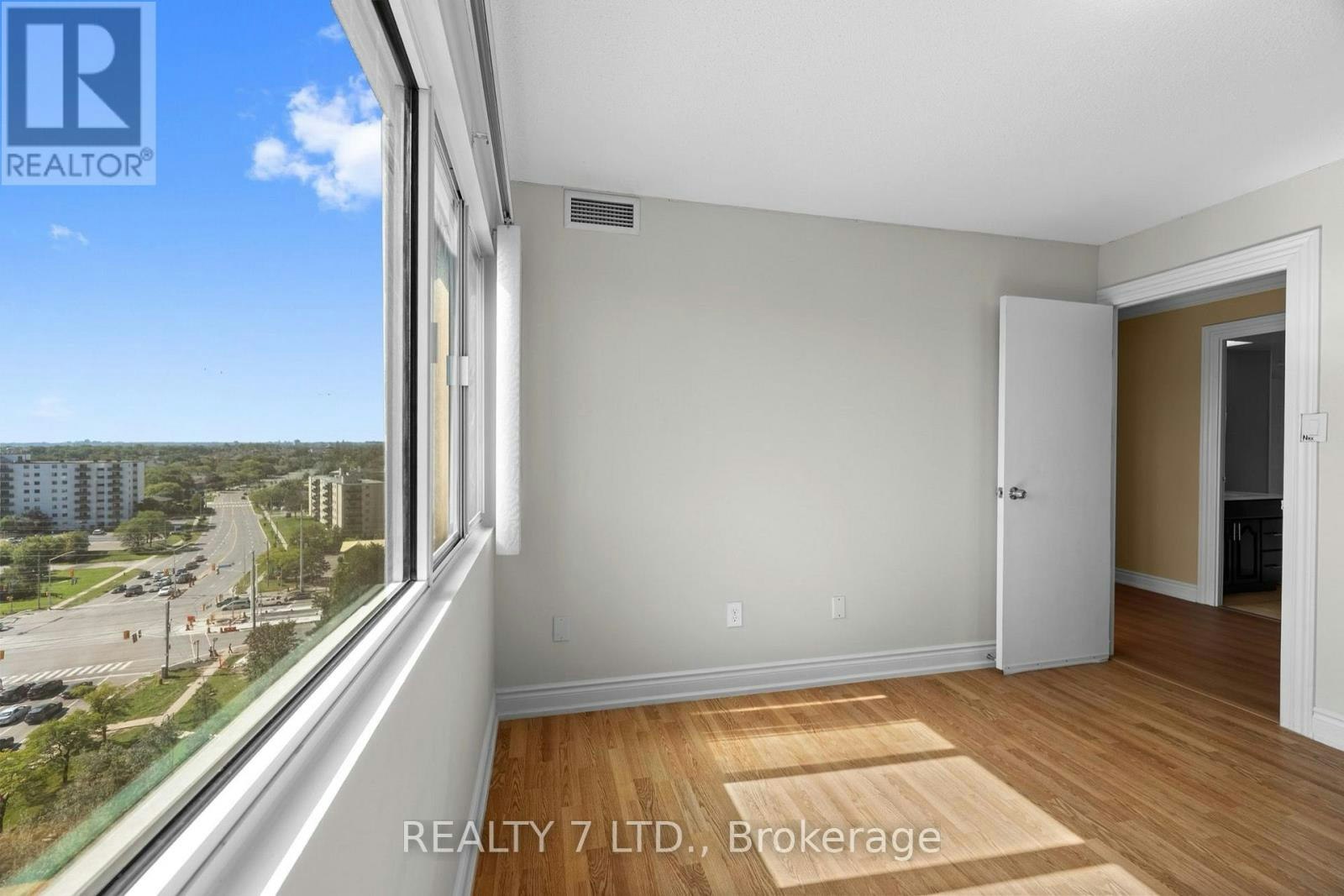 1507-50 Elm Drive E, Mississauga, ON, L5A 3X2 - 23