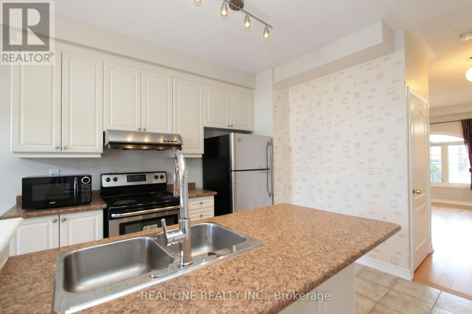 87 Hammersly Boulevard, Markham, ON, L6E 0L1 - 8