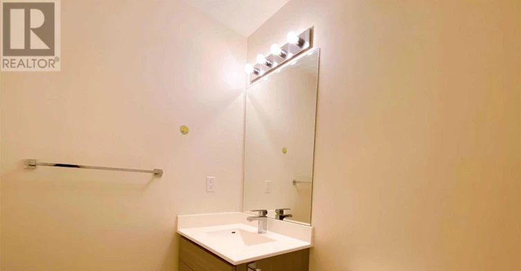 812-68 Canterbury Place, Toronto, ON, M2N 0H8 - 12