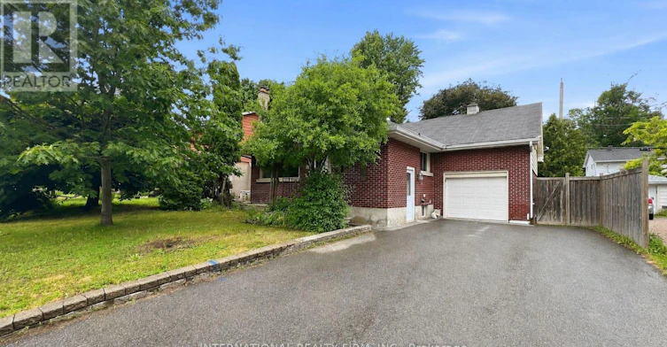 1213 Erindale Drive, Ottawa, ON, K2C 2G2