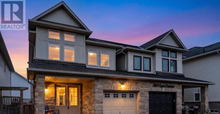 4881 Capri Crescent, Burlington, ON, L7M 0H8 - 2