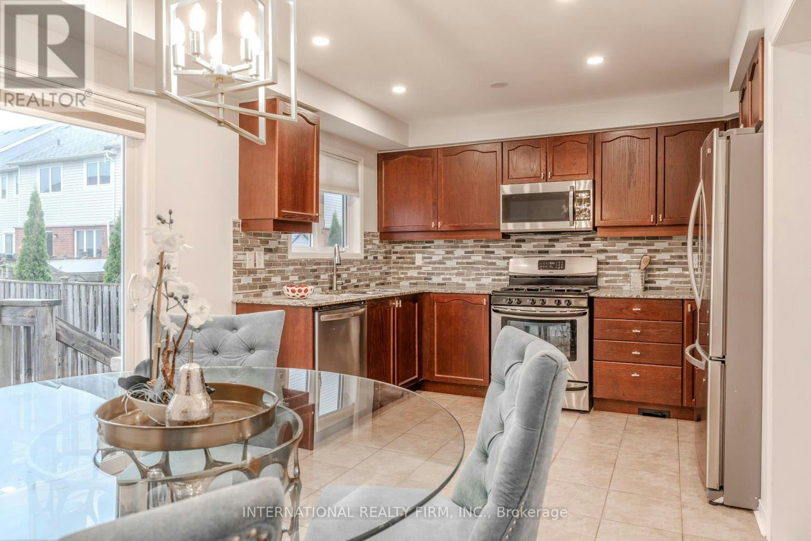 4881 Capri Crescent, Burlington, ON, L7M 0H8 - 13