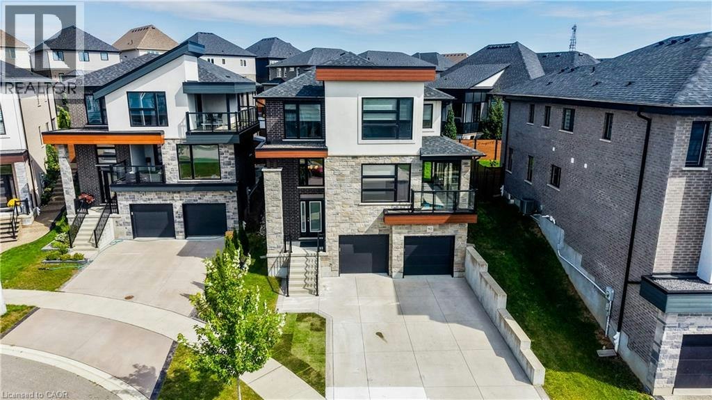 912 Blair Creek Court, Kitchener, ON, N2P 0J1