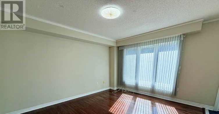 111 Bentley Crescent, Barrie, ON, L4N 0Z1 - 12