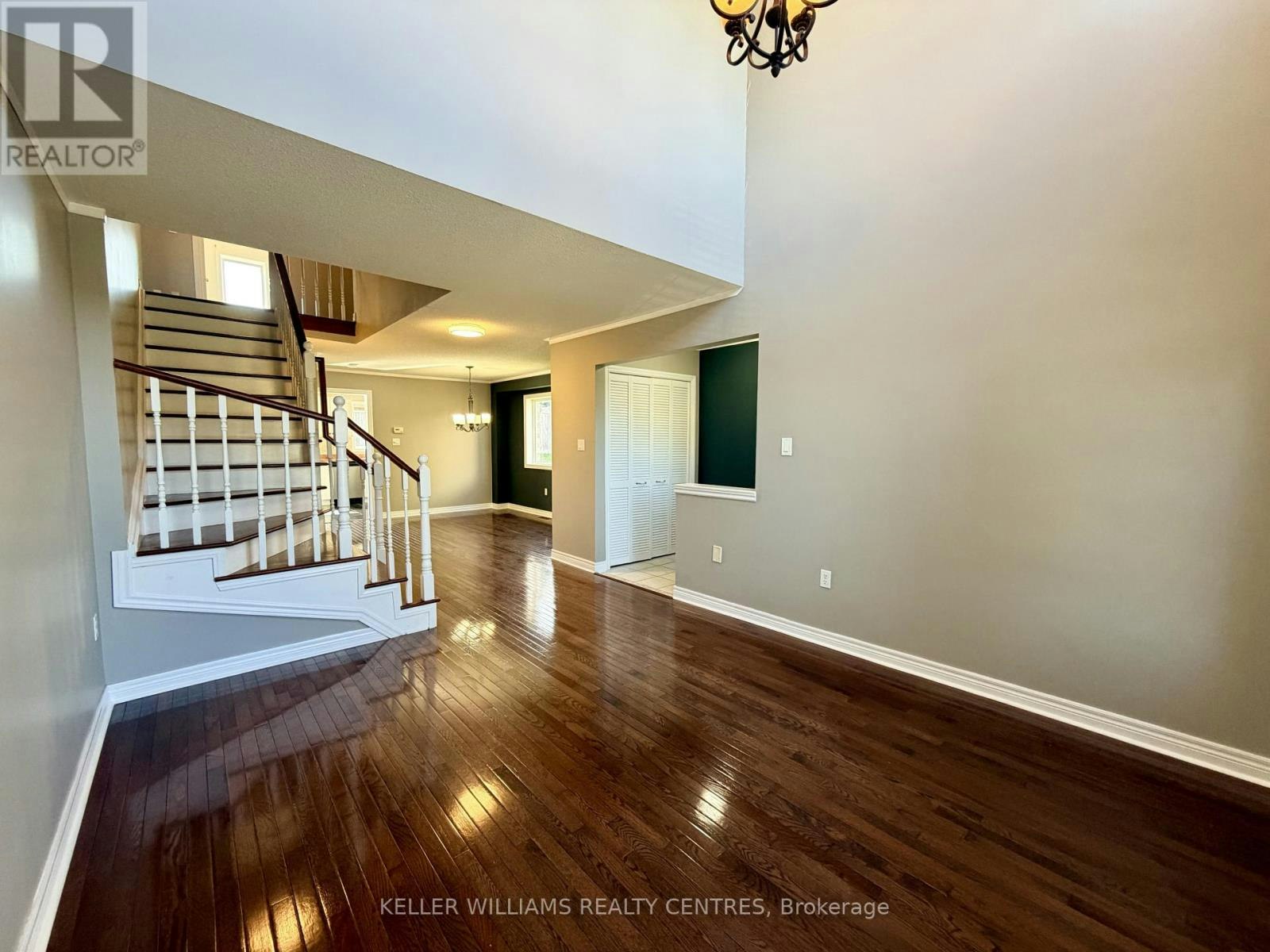 111 Bentley Crescent, Barrie, ON, L4N 0Z1 - 7