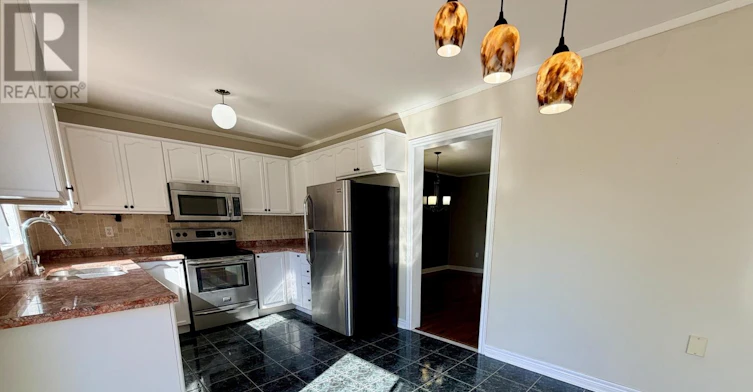 111 Bentley Crescent, Barrie, ON, L4N 0Z1 - 17