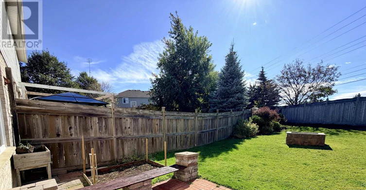 111 Bentley Crescent, Barrie, ON, L4N 0Z1 - 15
