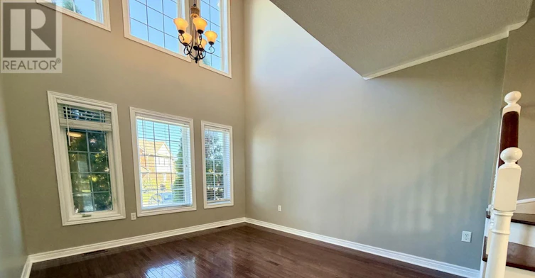 111 Bentley Crescent, Barrie, ON, L4N 0Z1 - 6