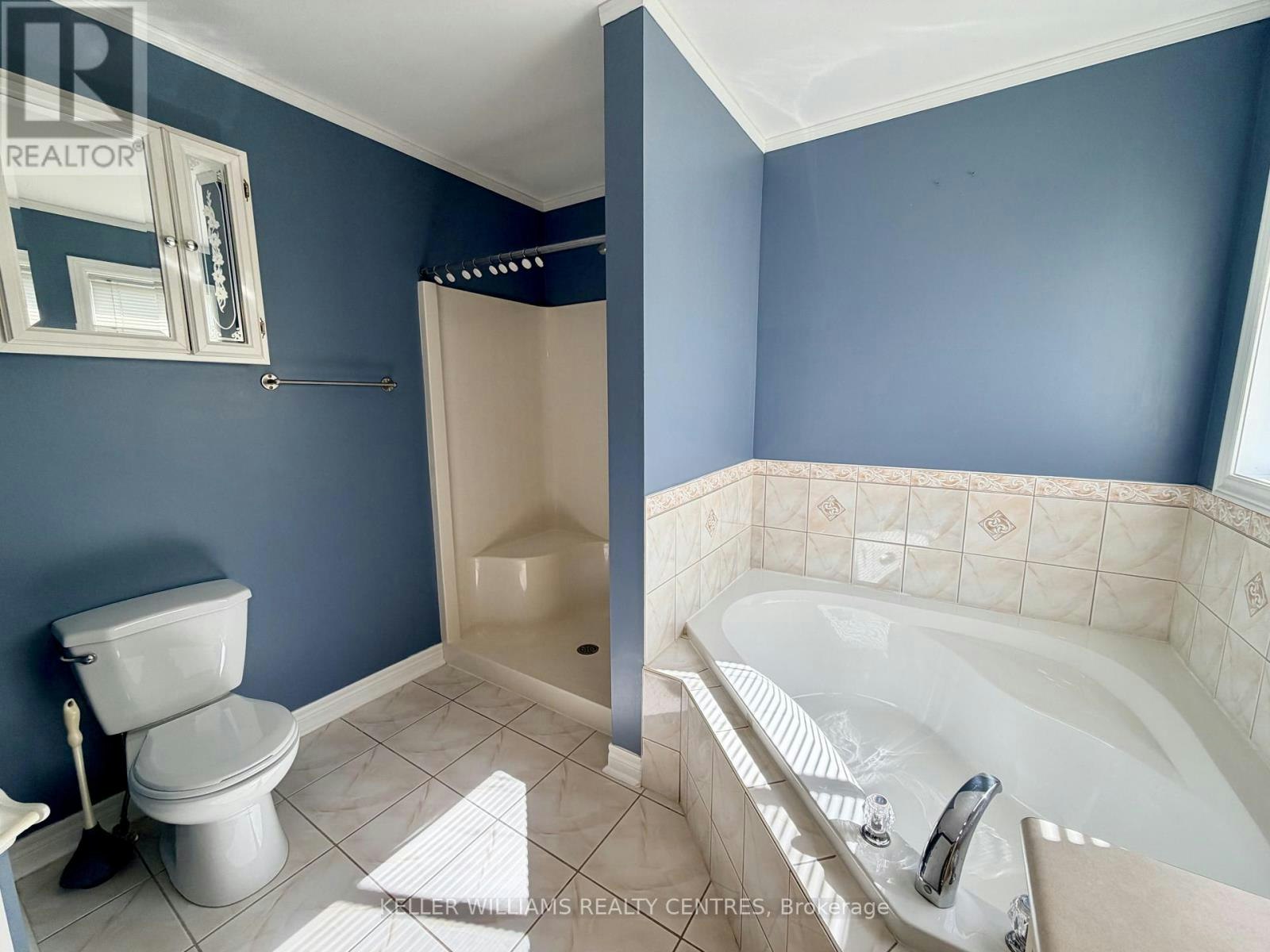 111 Bentley Crescent, Barrie, ON, L4N 0Z1 - 37