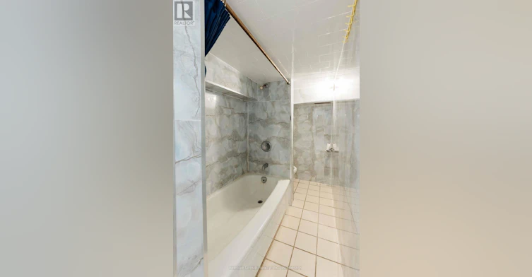 BSMT-210 Shaw Street, Toronto, ON, M6J 2W8 - 21