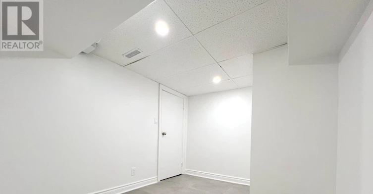 BSMT-210 Shaw Street, Toronto, ON, M6J 2W8 - 14