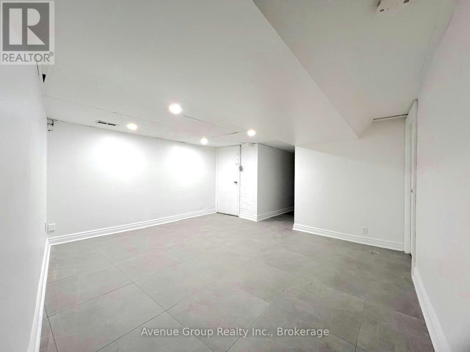 BSMT-210 Shaw Street, Toronto, ON, M6J 2W8 - 7