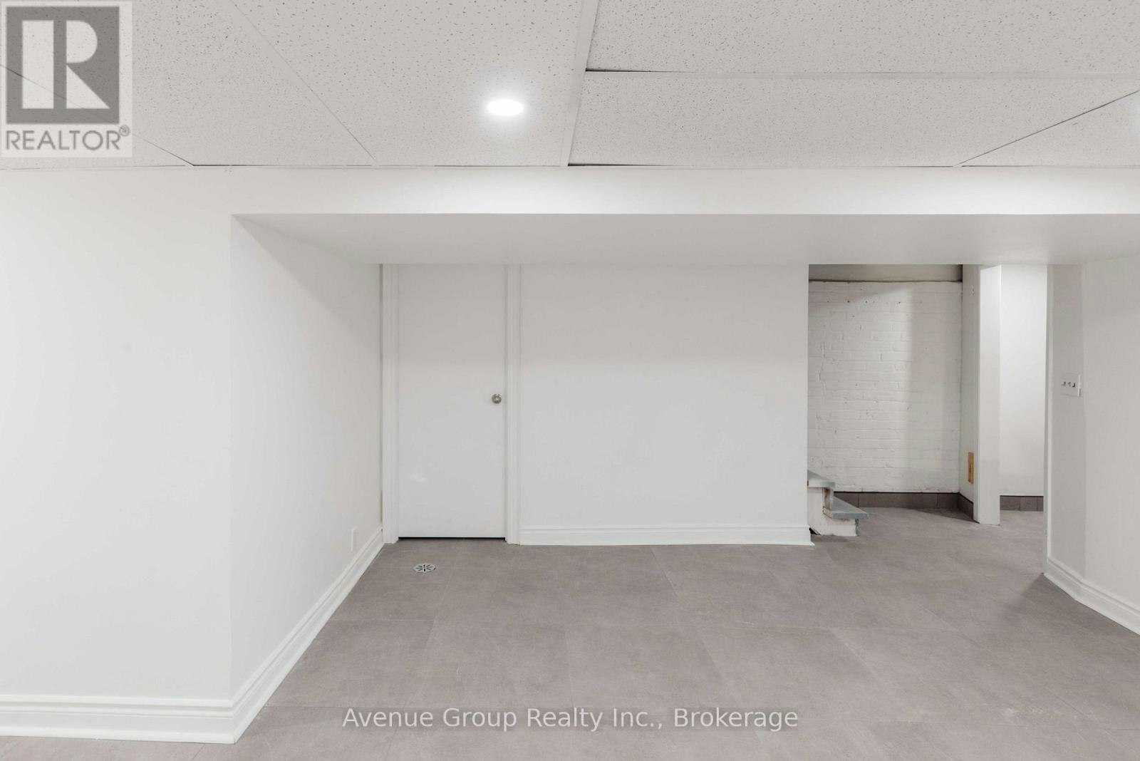 BSMT-210 Shaw Street, Toronto, ON, M6J 2W8 - 6