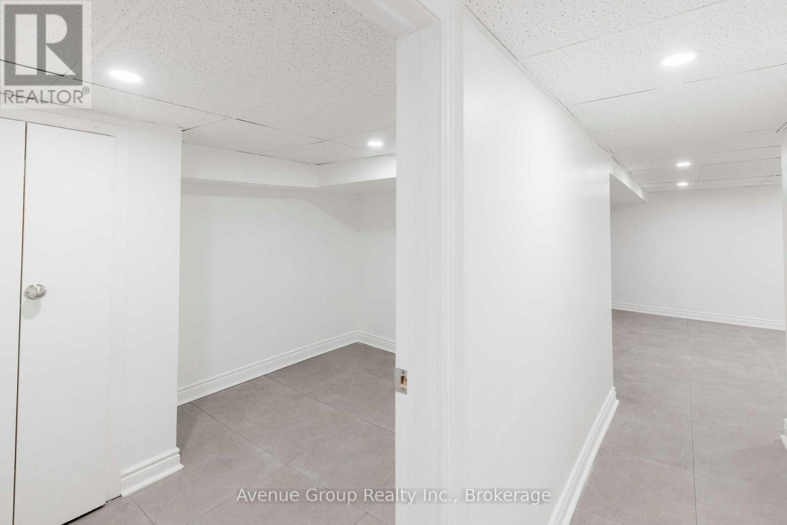 BSMT-210 Shaw Street, Toronto, ON, M6J 2W8 - 16