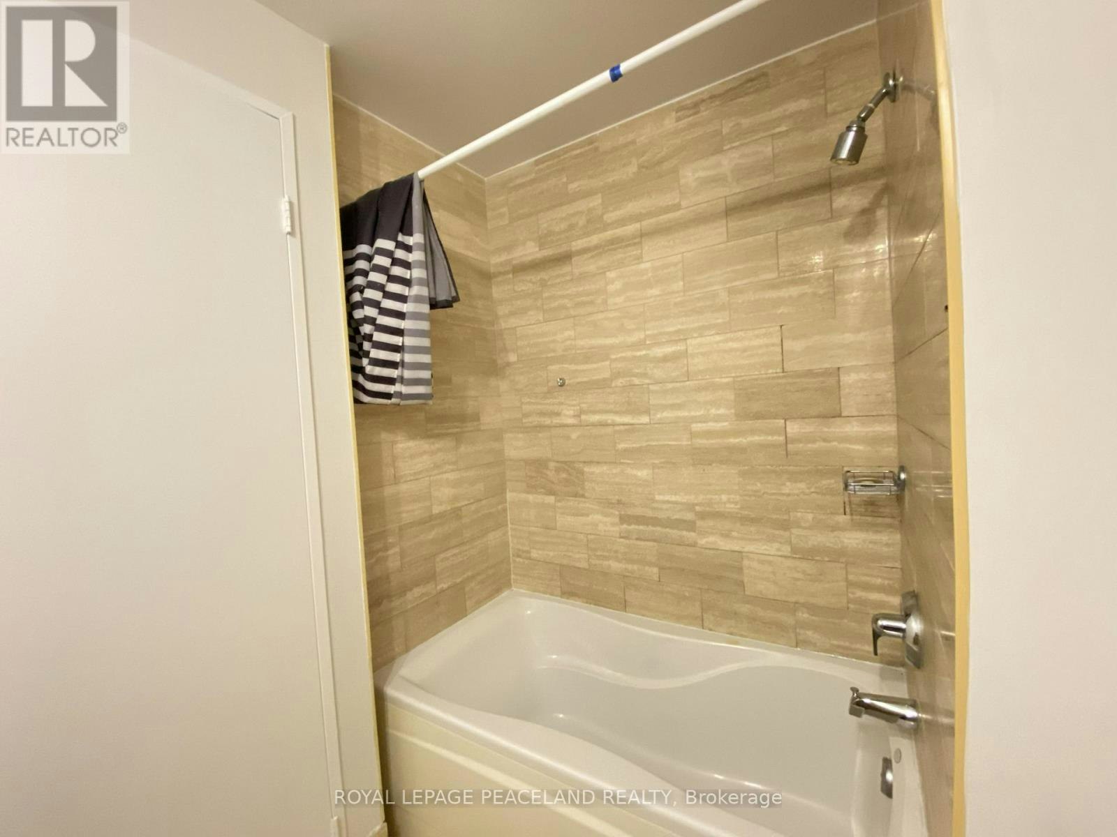 703-70 Alexander Street, Toronto, ON, M4Y 1B4 - 25