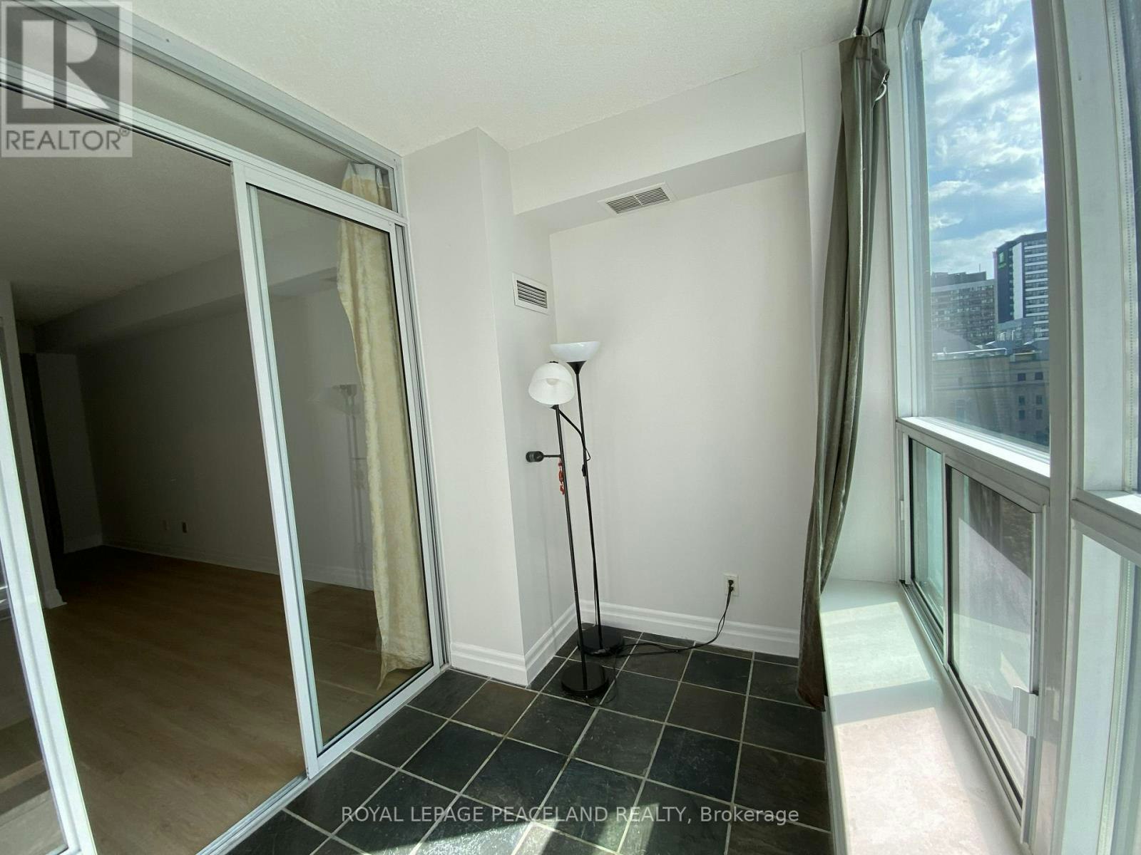 703-70 Alexander Street, Toronto, ON, M4Y 1B4 - 21
