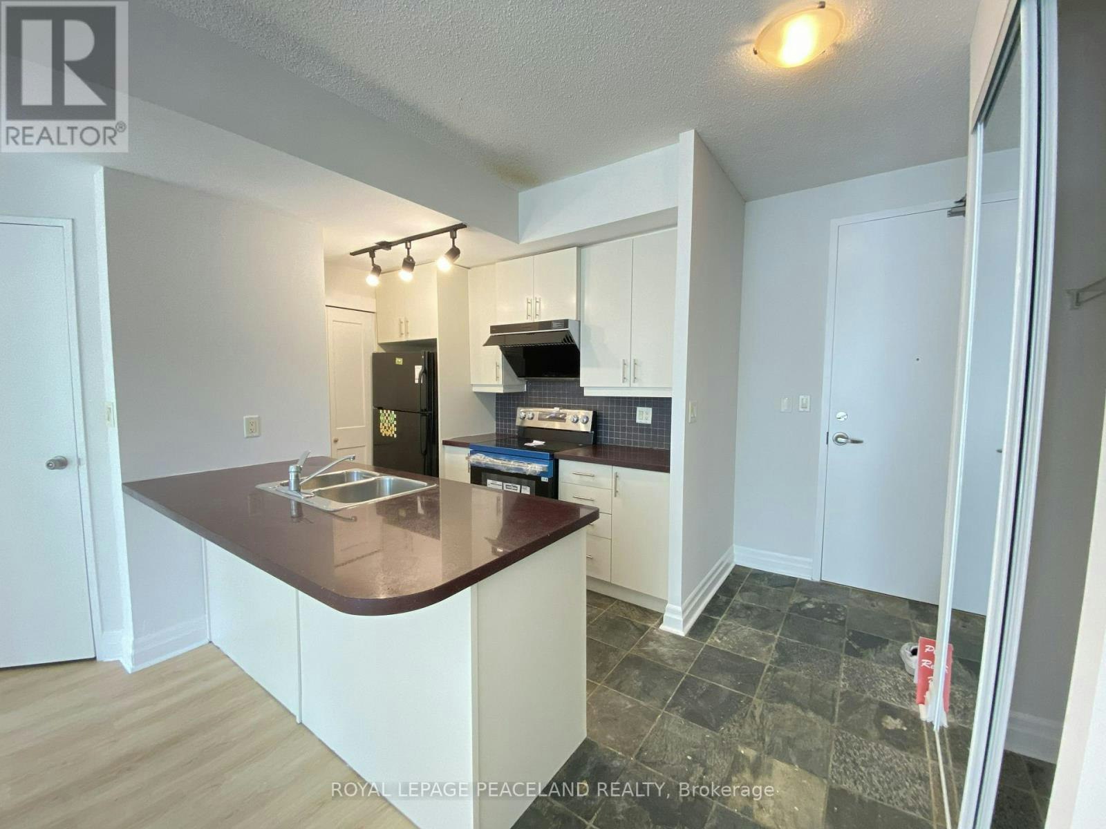 703-70 Alexander Street, Toronto, ON, M4Y 1B4 - 11