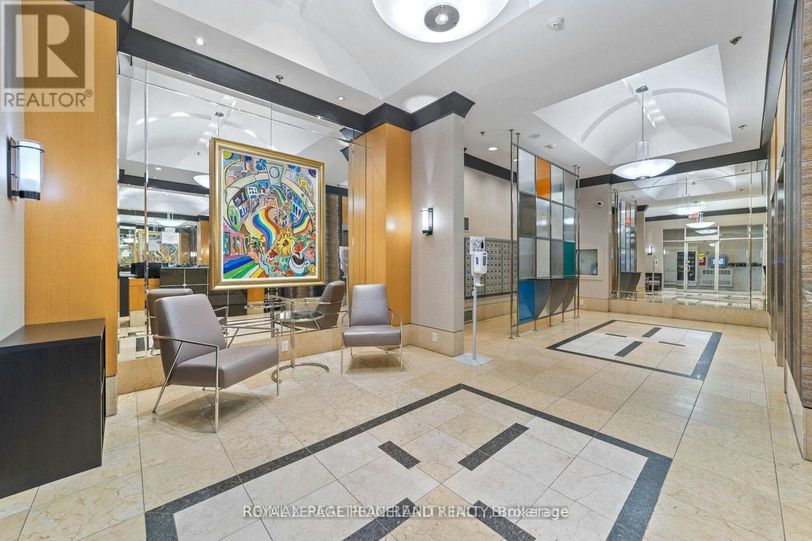 703-70 Alexander Street, Toronto, ON, M4Y 1B4 - 2