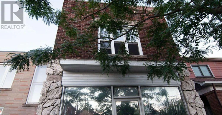 UPPER-567 Oakwood Avenue, Toronto, ON, M6E 2X6