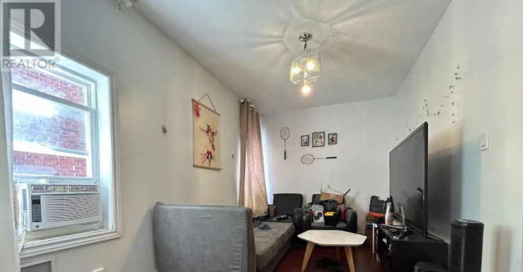 UPPER-567 Oakwood Avenue, Toronto, ON, M6E 2X6 - 8