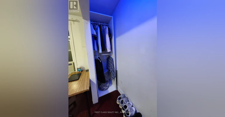 UPPER-567 Oakwood Avenue, Toronto, ON, M6E 2X6 - 10