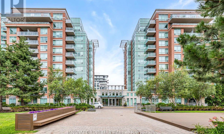 102-48 Suncrest Boulevard