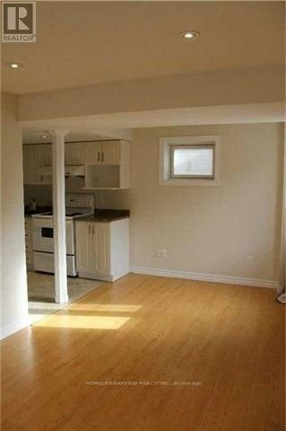 18-BSMNT-8 Townwood Drive, Richmond Hill, ON, L4E 4Y9 - 9