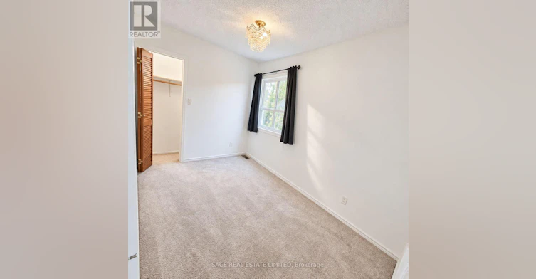45 Turnberry Avenue, Toronto, ON, M6N 1P9 - 5