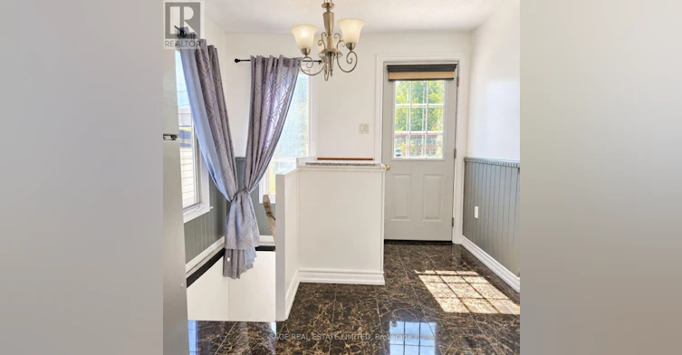 45 Turnberry Avenue, Toronto, ON, M6N 1P9 - 11