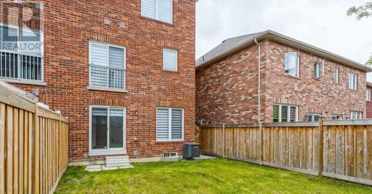 LOWER-151 Bob Yuill Drive, Toronto, ON, M9M 0B1 - 3