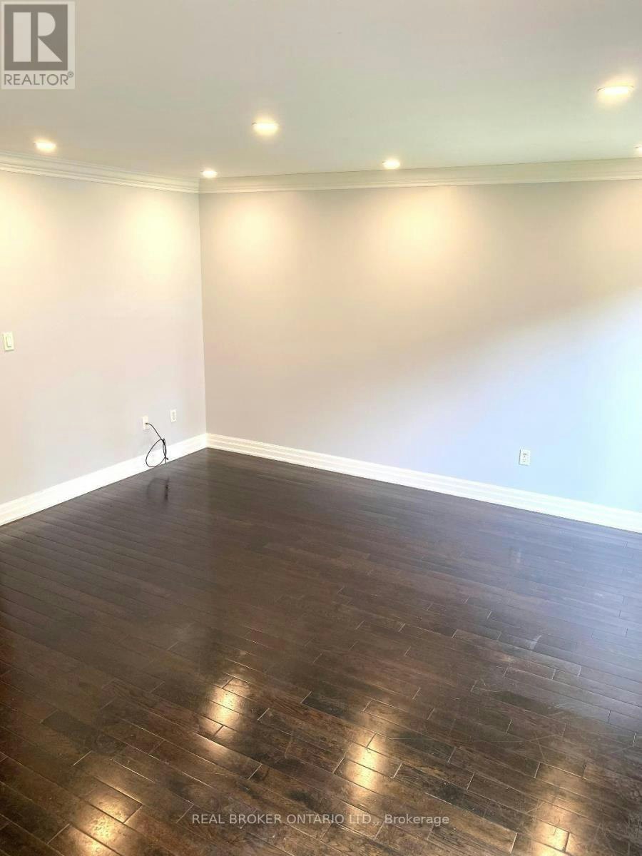 LOWER-151 Bob Yuill Drive, Toronto, ON, M9M 0B1 - 6
