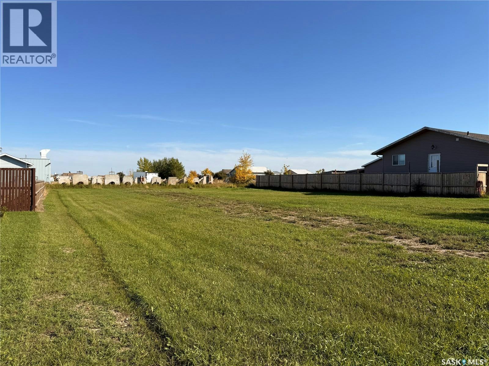 305 Mckenzie Street N, Outlook, SK, S0L 2N0