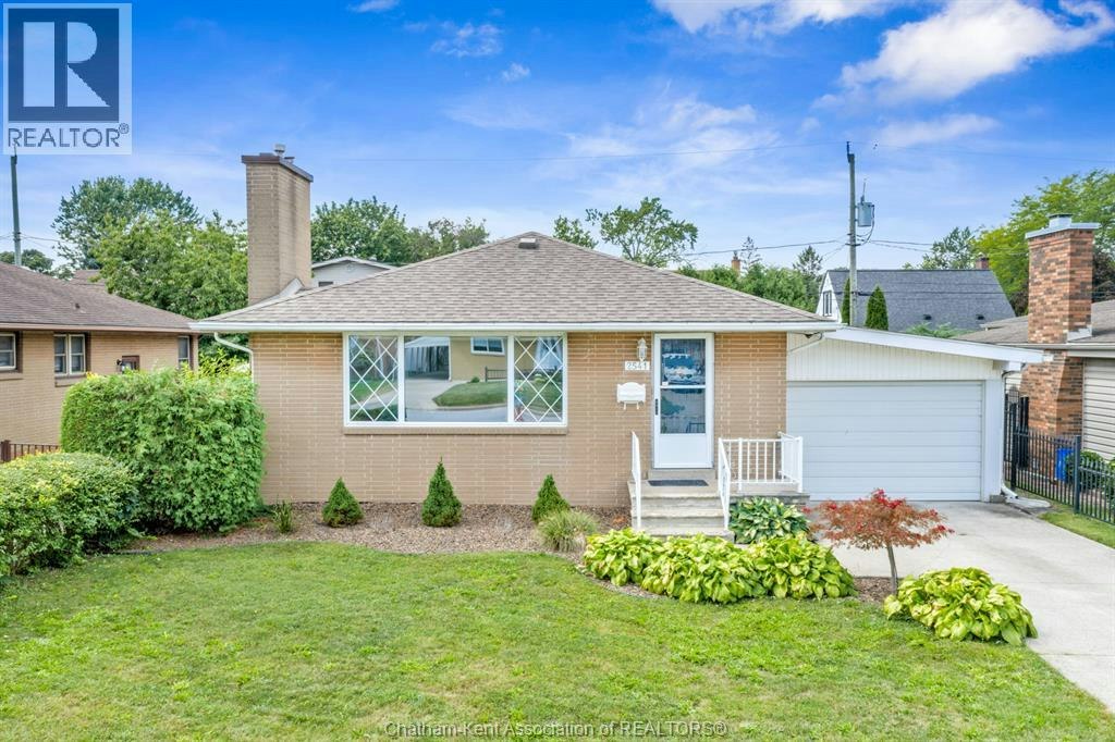 2541 Gail Road, Windsor, ON, N8W 2Z7