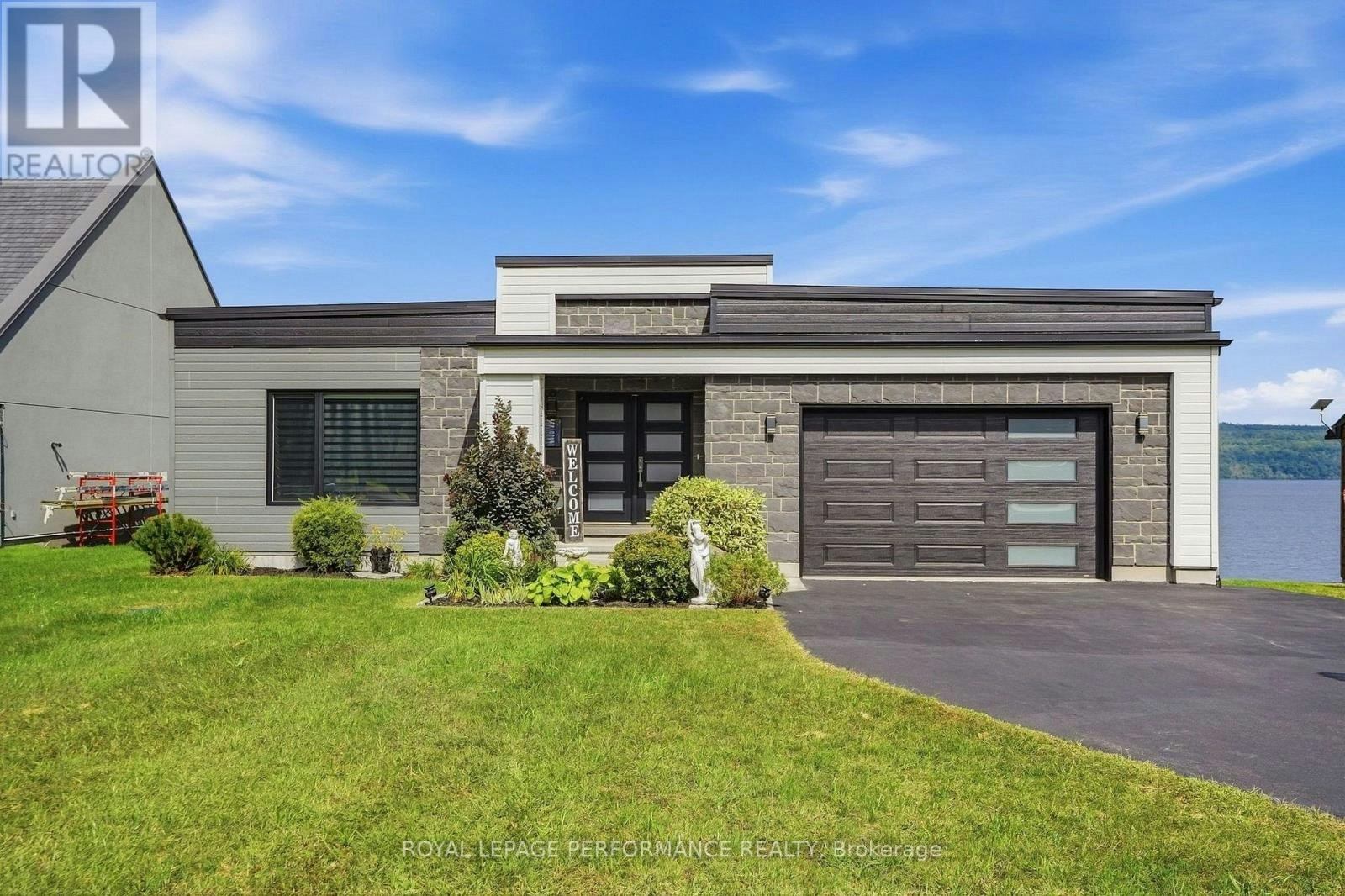 1984 Bay Road, Hawkesbury, ON, K0B 1K0
