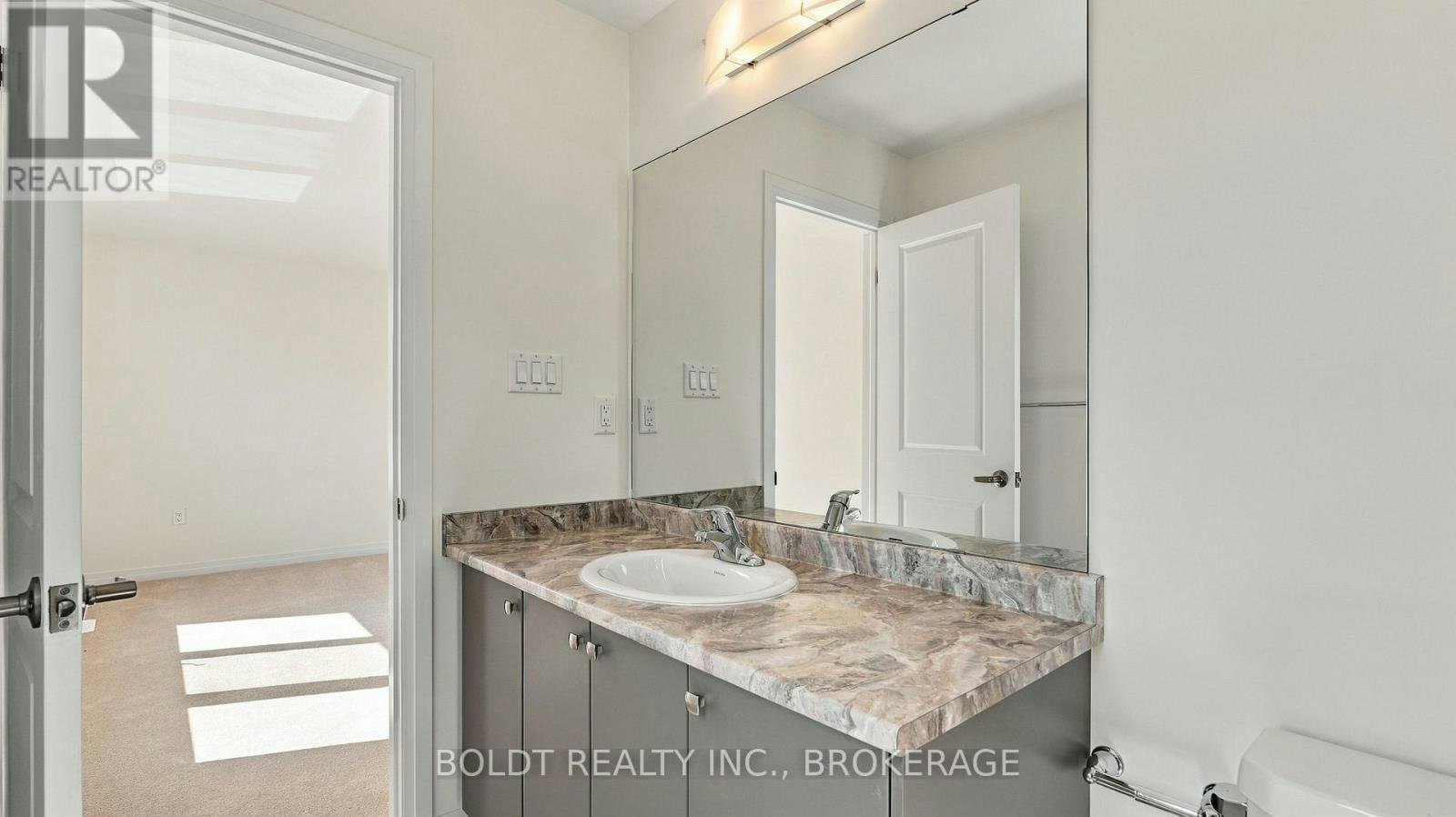 11 Derose Avenue, Thorold, ON, L2V 0R1 - 26