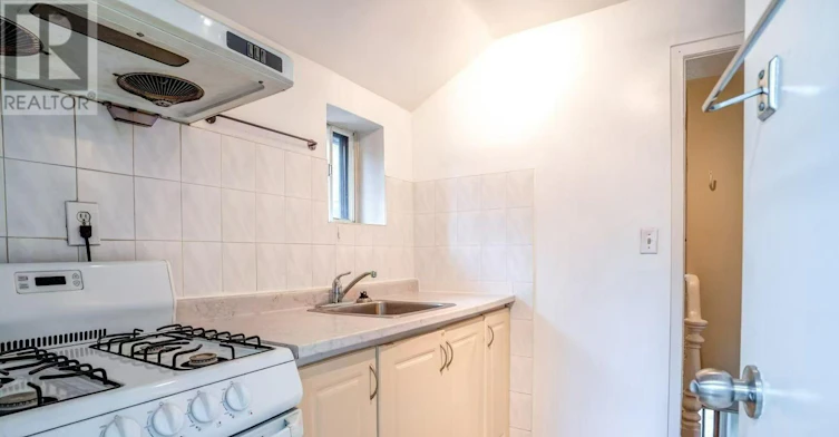 2ND FLOOR-66 Euclid Avenue, Toronto, ON, M6J 2J9 - 4