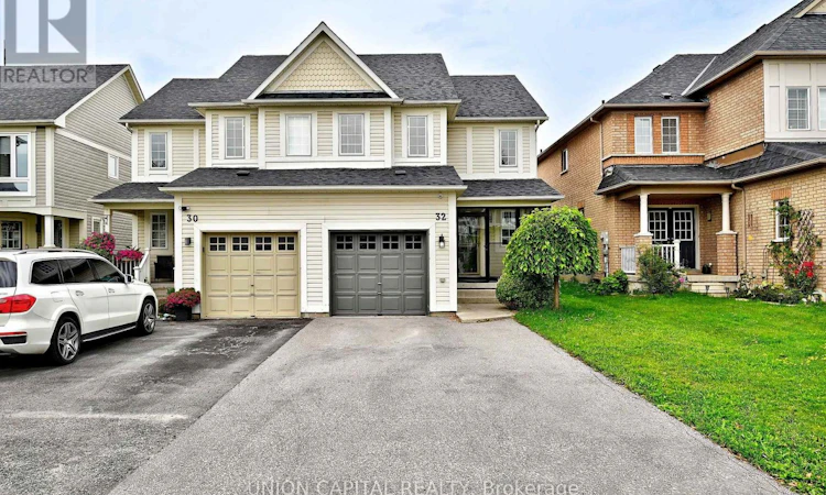 32 Regatta Crescent