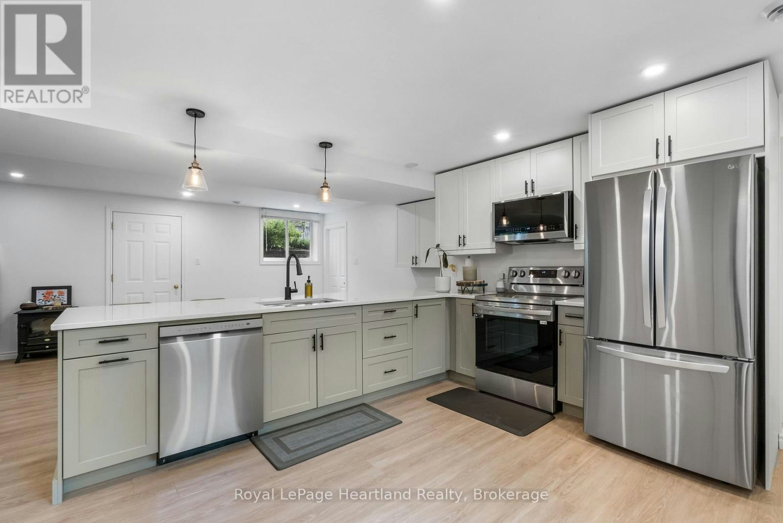 2-43 Raglan Street E, Goderich, ON, N7A 1G6 - 2
