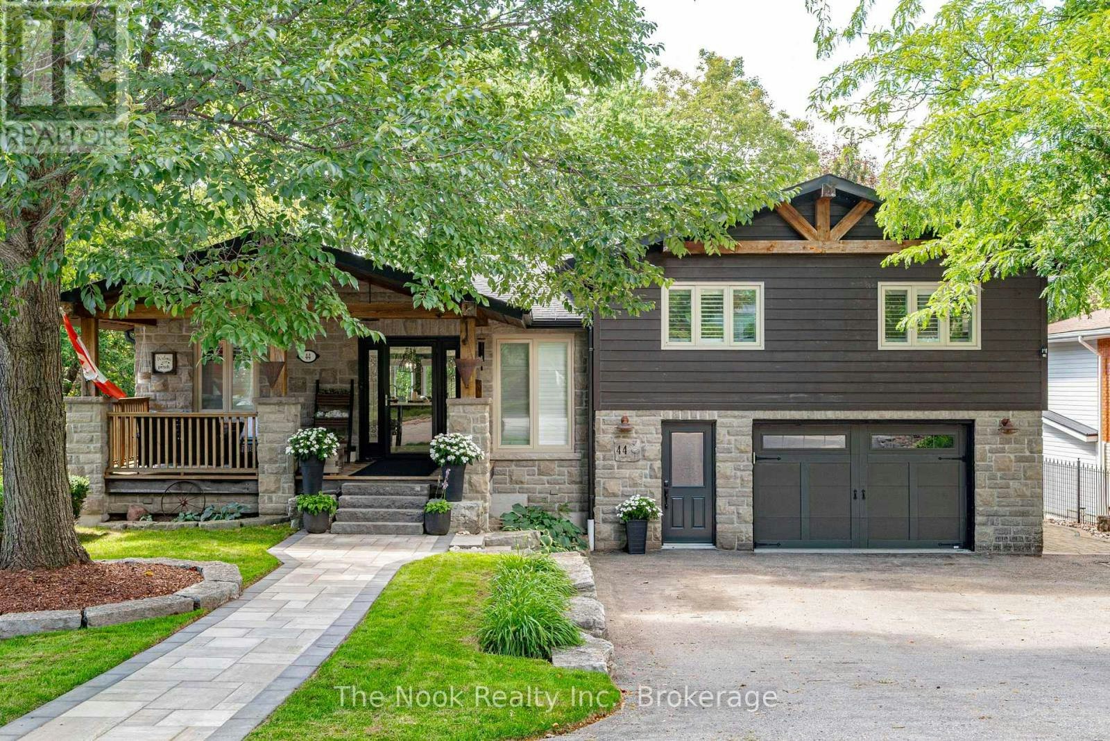 44 Bagot Street, Whitby, ON, L1M 1A1