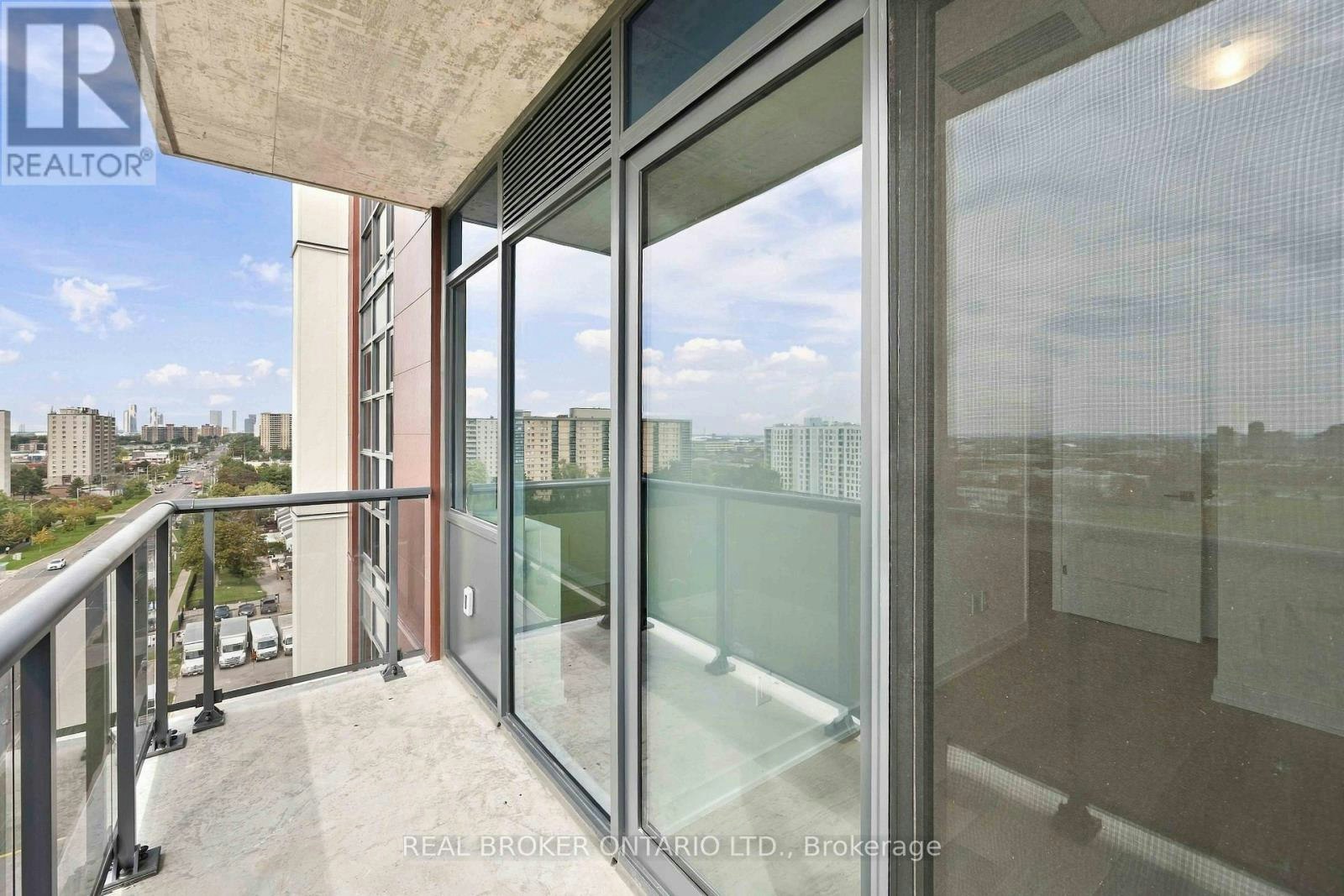 915-2825 Jane Street, Toronto, ON, M3N 0A8 - 20