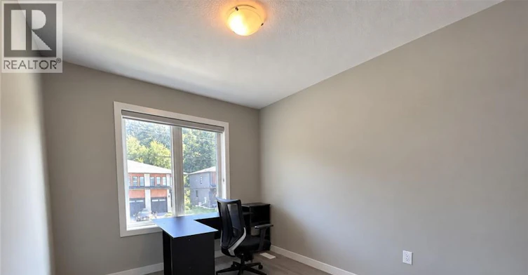 901 Robert Ferrie Drive, Kitchener, ON, N2R 0P2 - 17