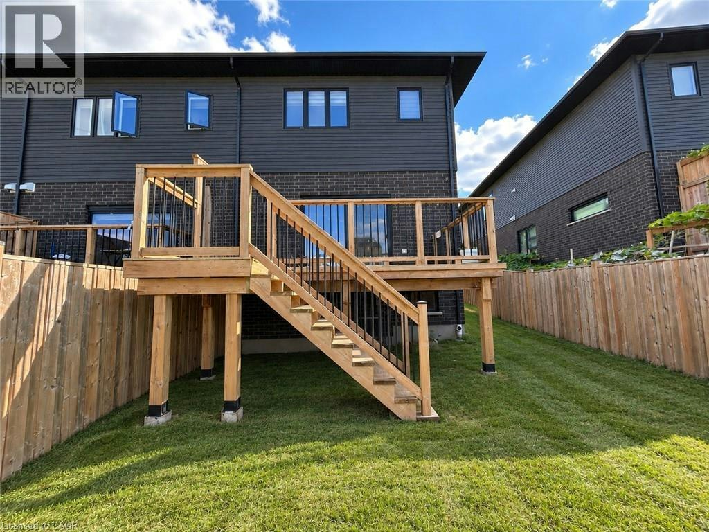 901 Robert Ferrie Drive, Kitchener, ON, N2R 0P2 - 19