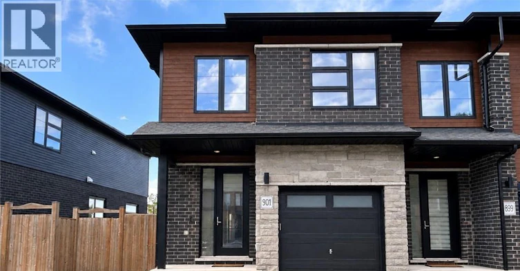 901 Robert Ferrie Drive, Kitchener, ON, N2R 0P2