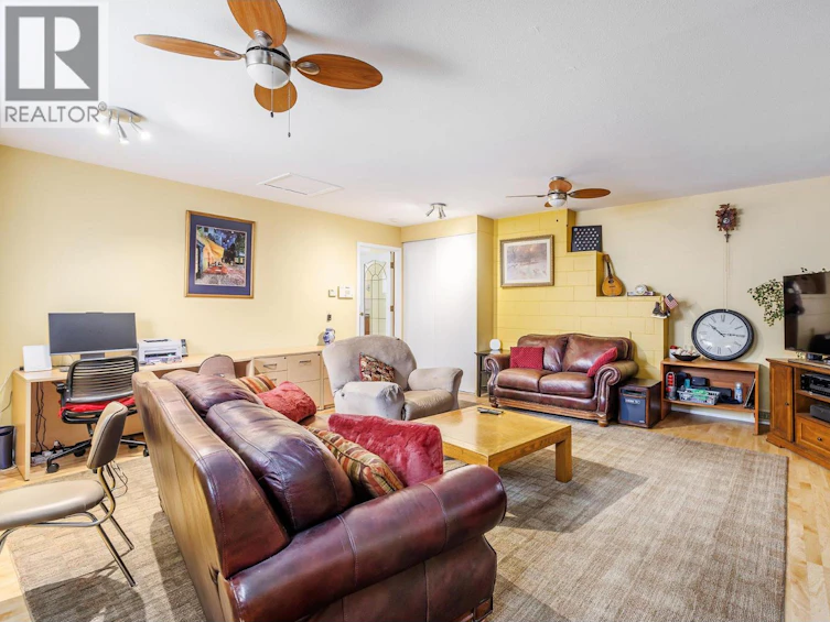 1345 Brentwood Road, West Kelowna, BC, V1Z 1K8 - 11