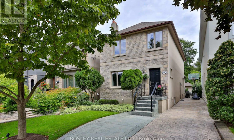 27 Cameron Crescent