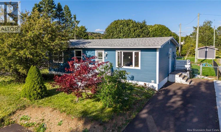 18 Seaward Crescent