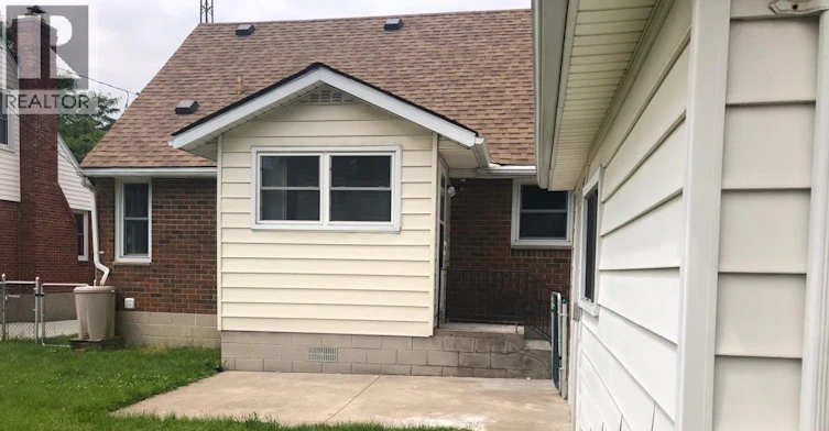 2550 Windermere, Windsor, ON, N8W 2T4 - 4
